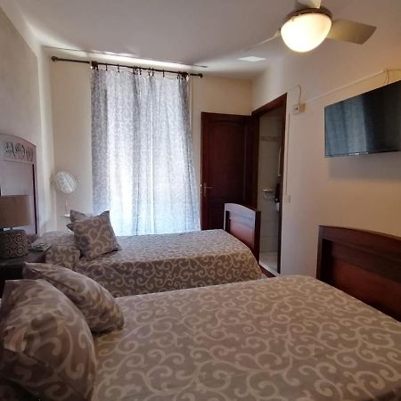 Hotel Fiore & Fiocchi Podenzano Екстер'єр фото